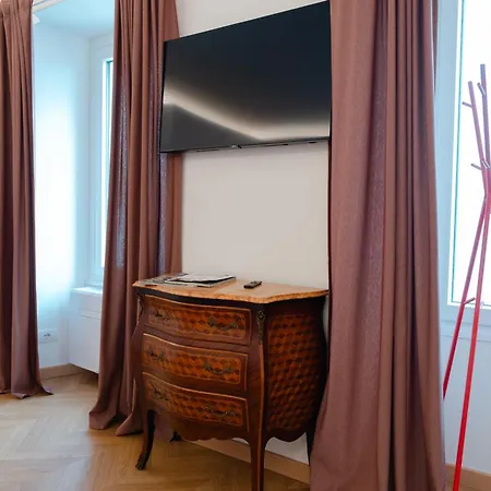 Belvedere237 Lakeview Terrace Luxury גיפה